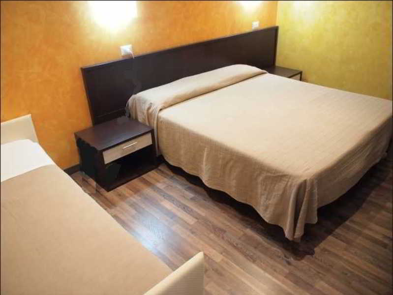 Hotel Caput Mundi Roma Exterior foto